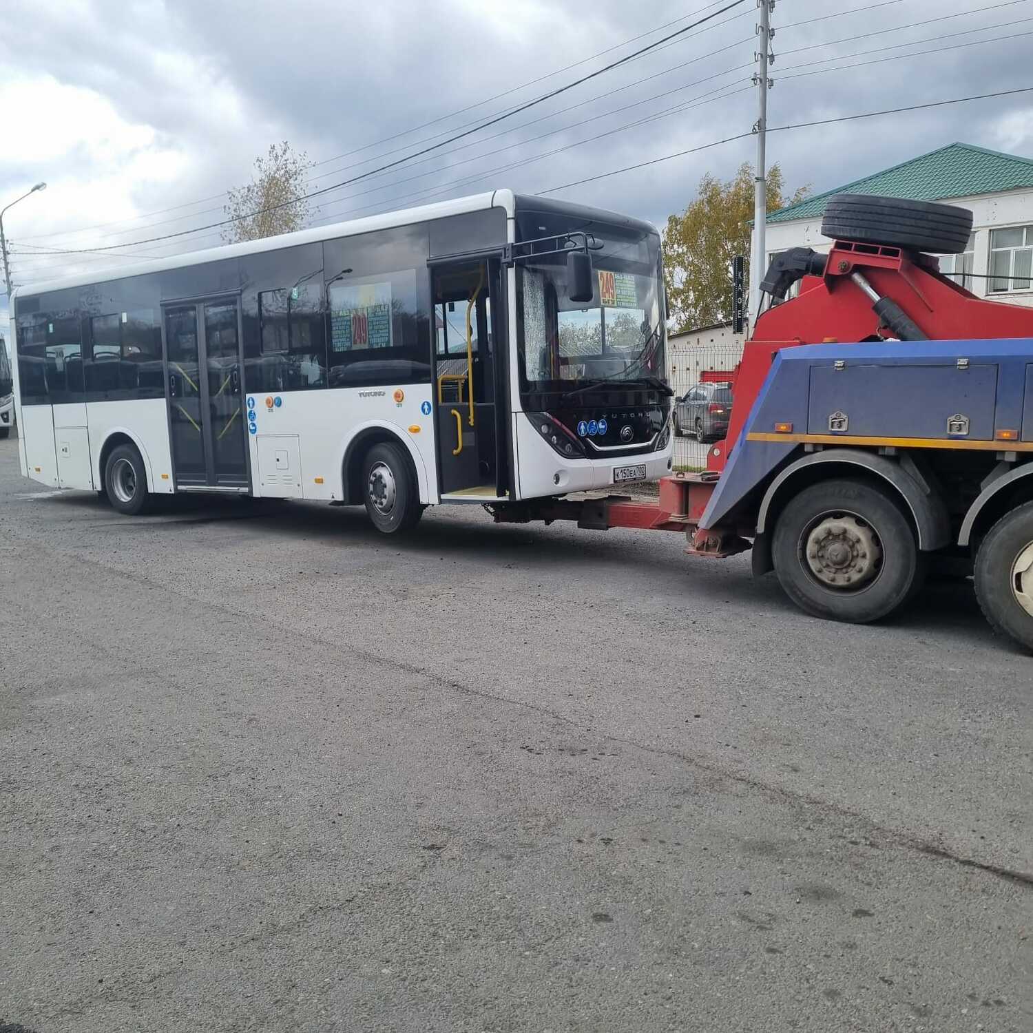 Эвакуатор для автобусов